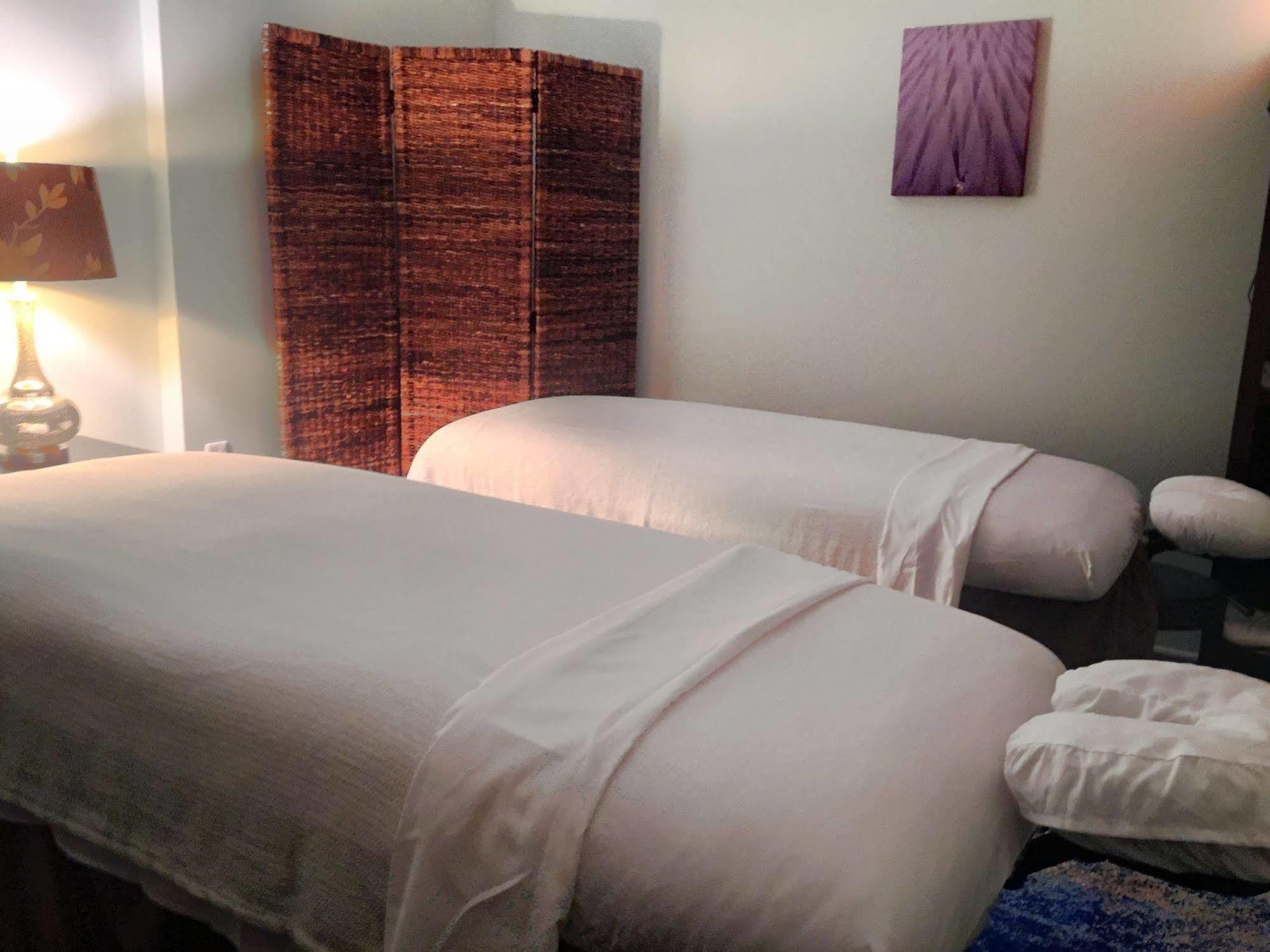 The King'S Daughters Inn Durham Ngoại thất bức ảnh